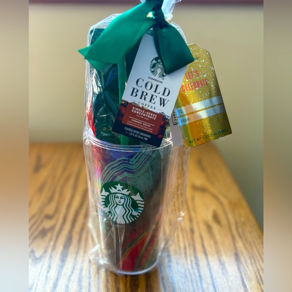 Starbucks Merry and Bright tumbler